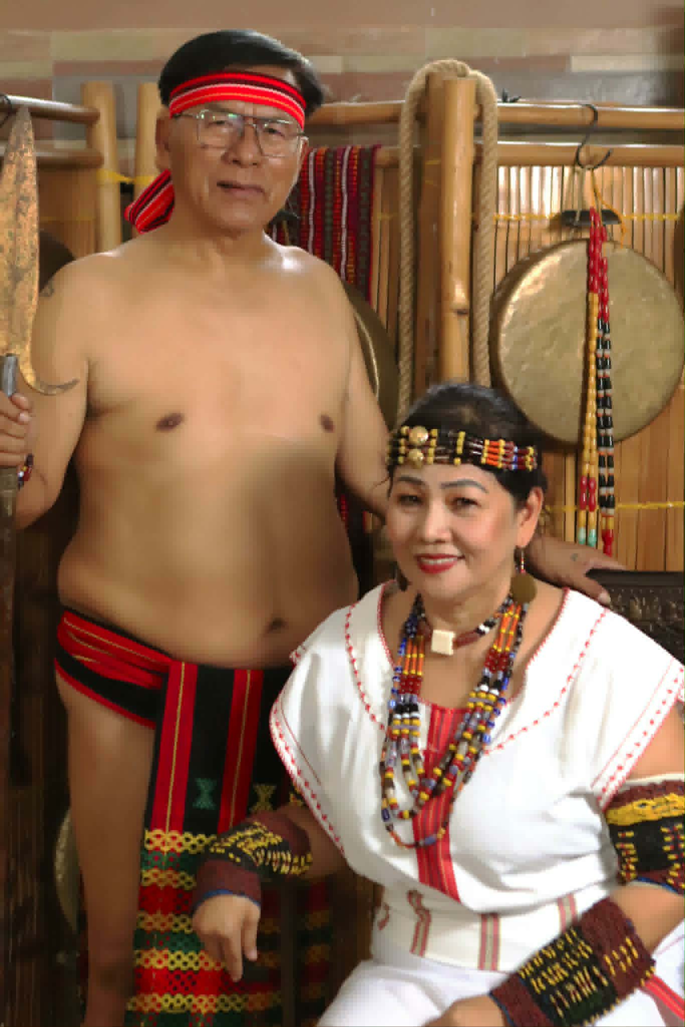 Supreme Pangat Condaya Mailed Molina and Mrs. Molina
